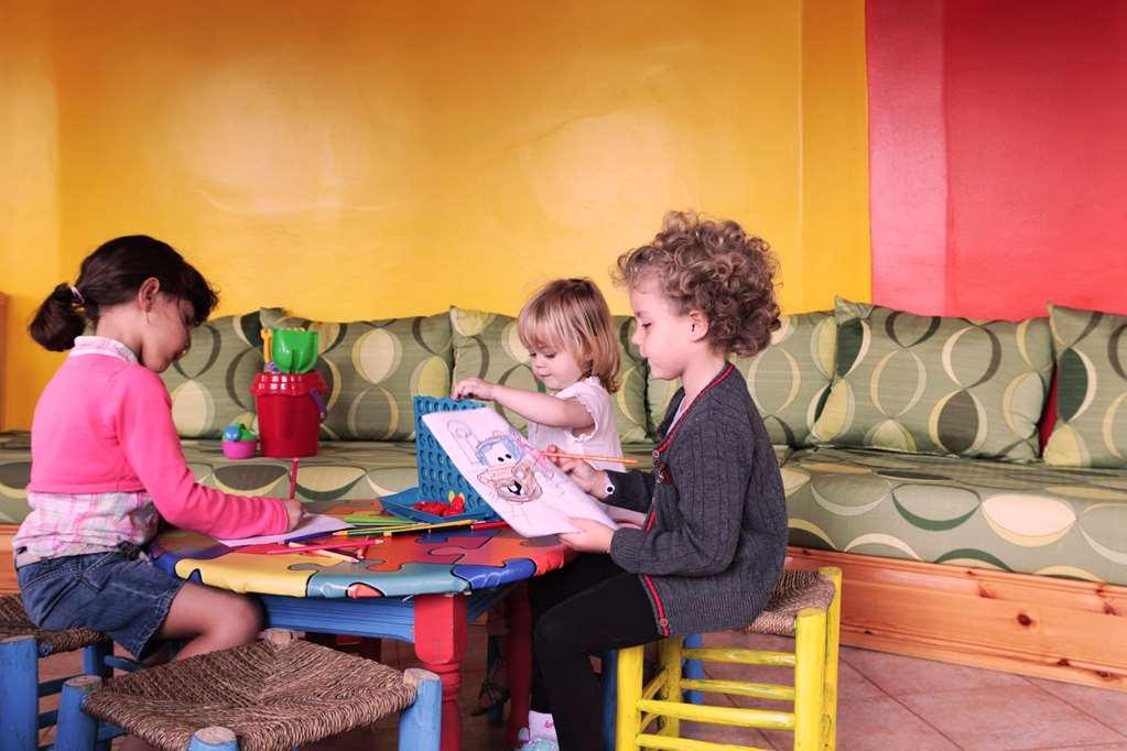 Tui Suneo Kenzi Europa Agadir Fasilitas foto Children at a nursery school